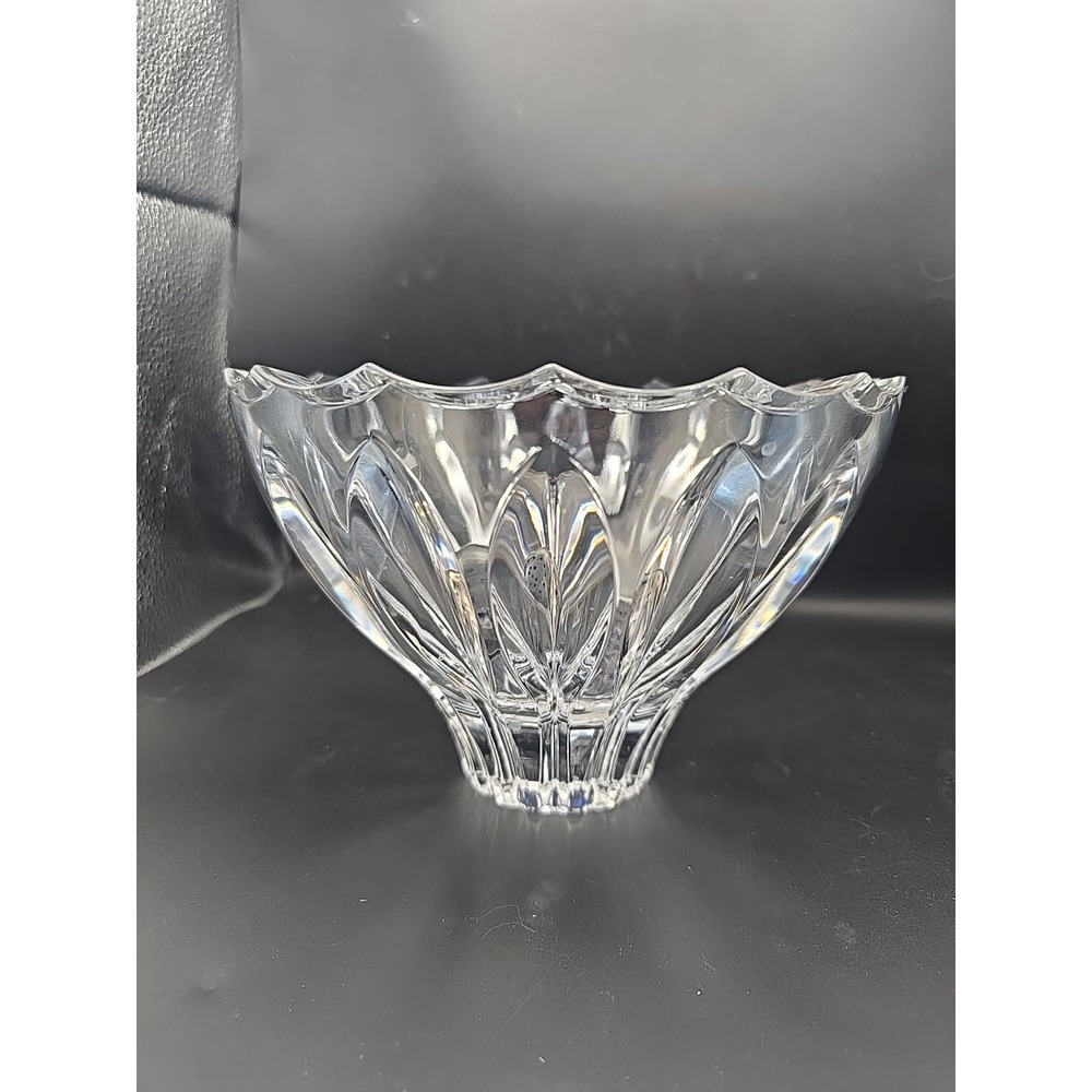 Mikasa Lead Crystal CONTESSA  7.5" Bowl - Hard to Find‎